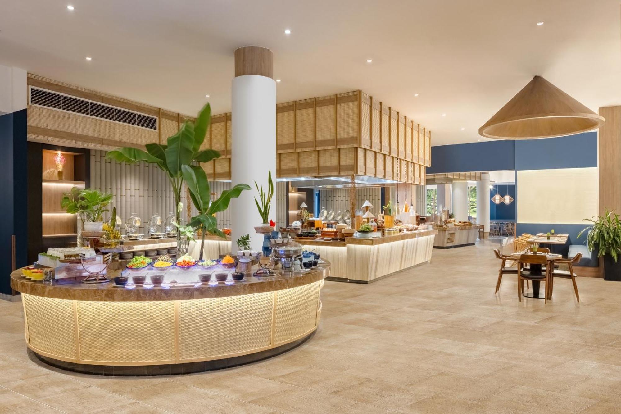 Melia Danang Beach Resort Exterior foto