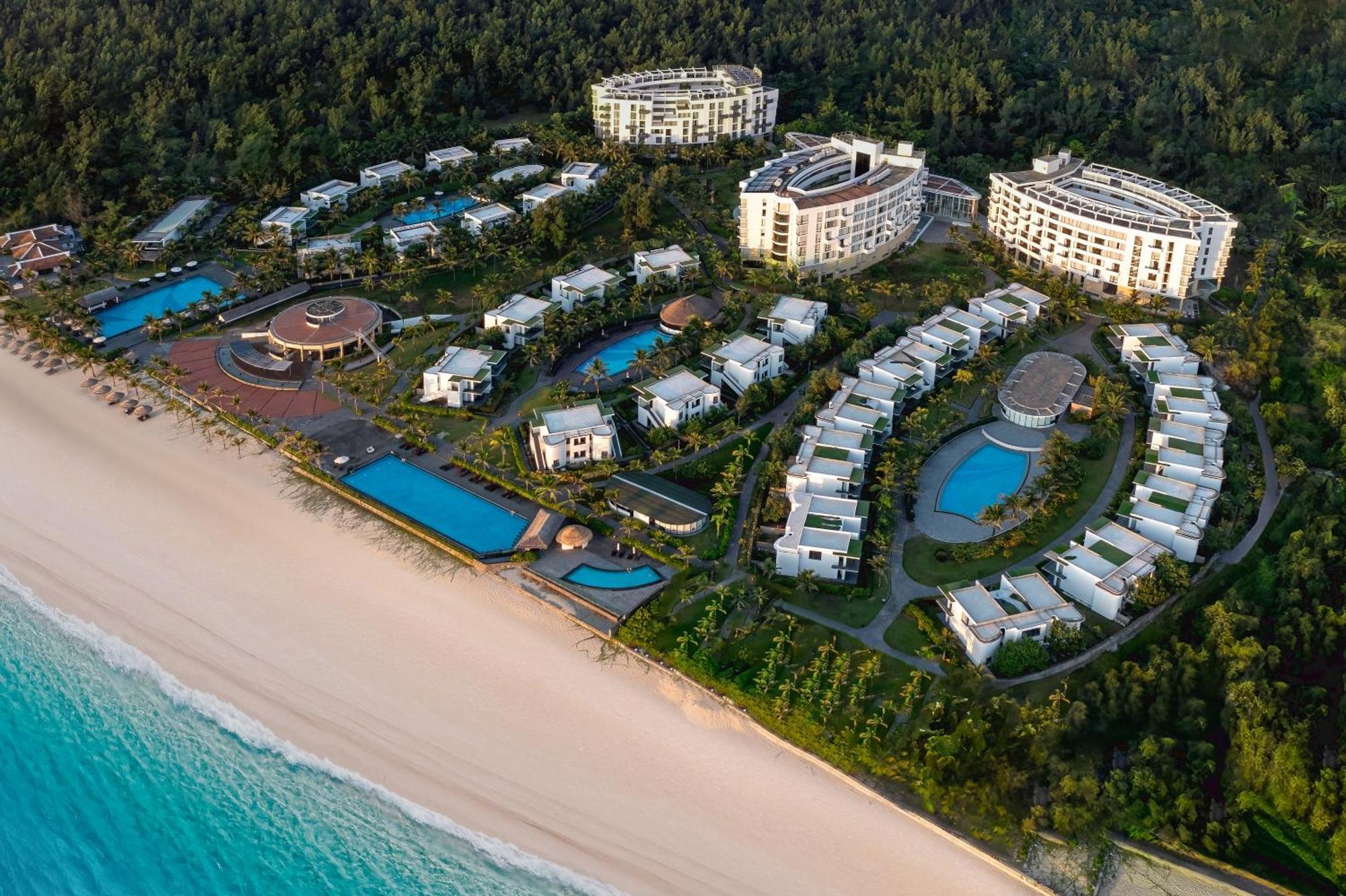 Melia Danang Beach Resort Exterior foto